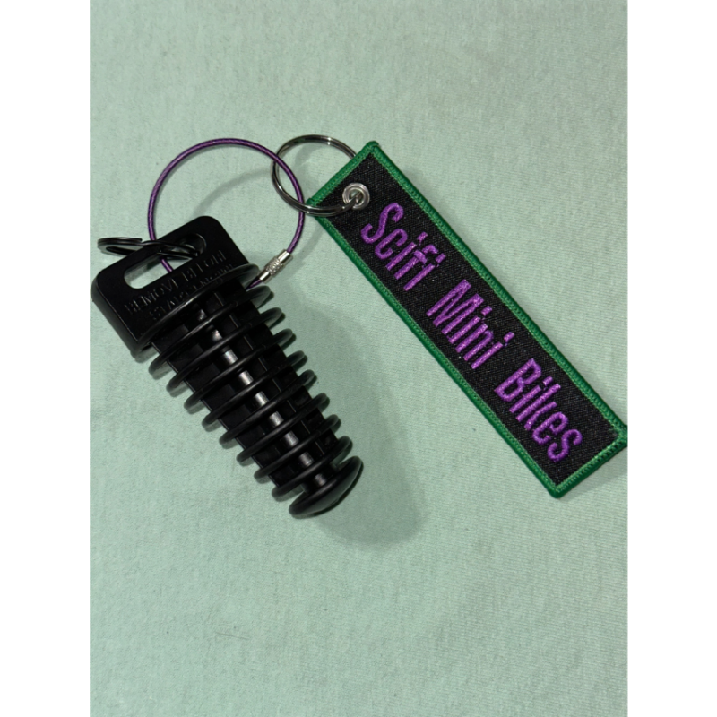 Embroidered Tag Plug